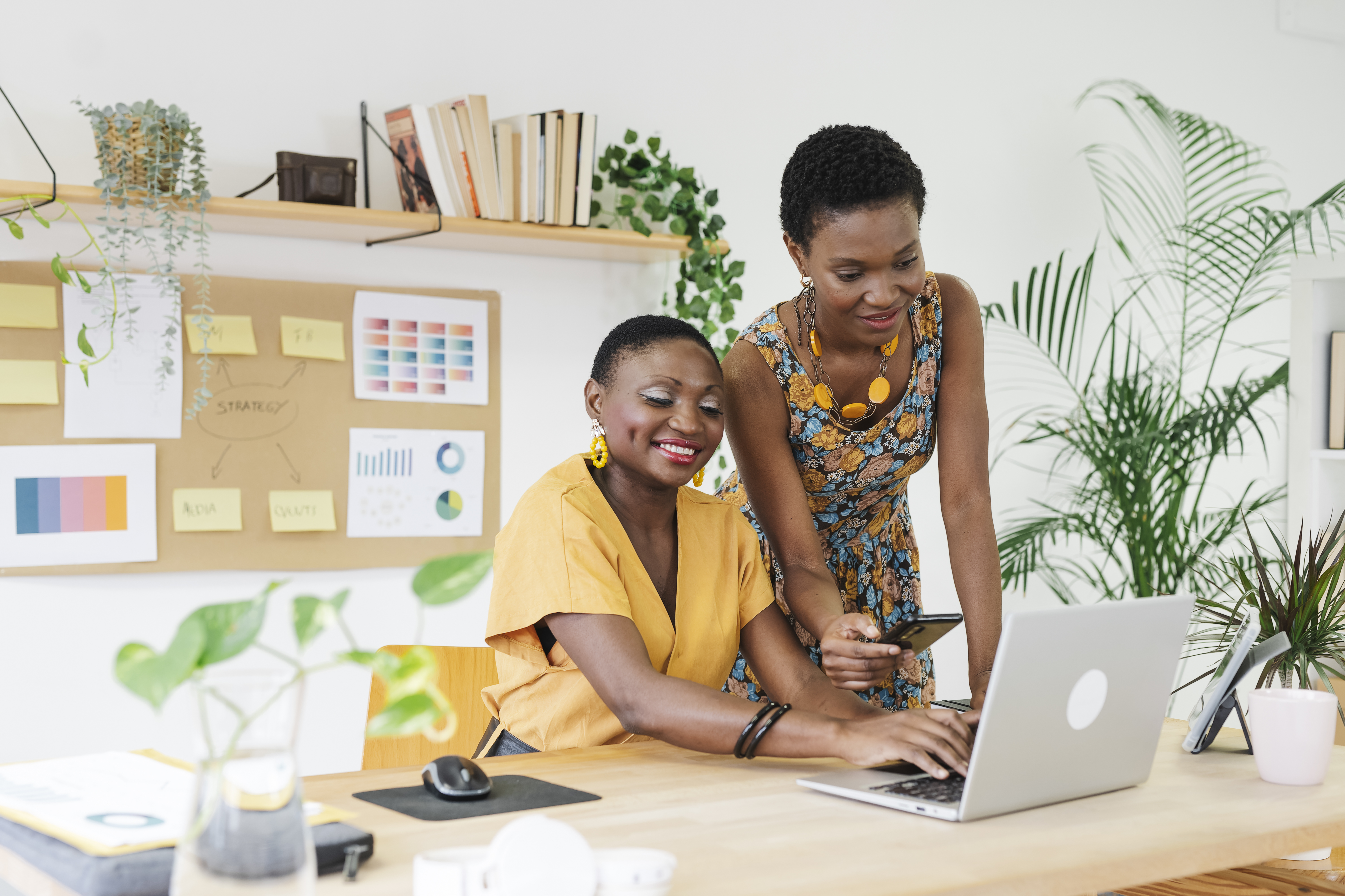 Esta empresa trabaja por aumentar la participación de personas afrodescendientes y migrantes en su compañía.