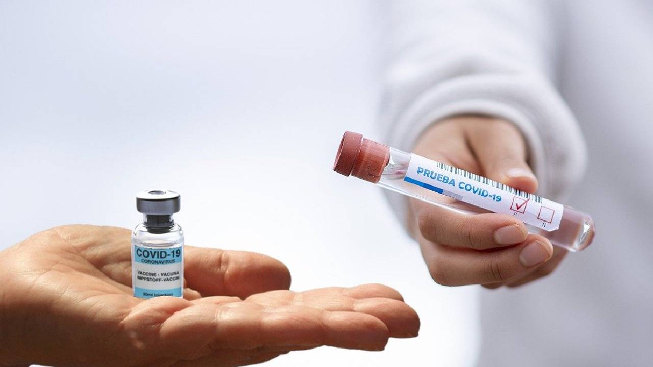 Caída en la eficacia de las vacunas por la variante ómicron alarma a la OMS