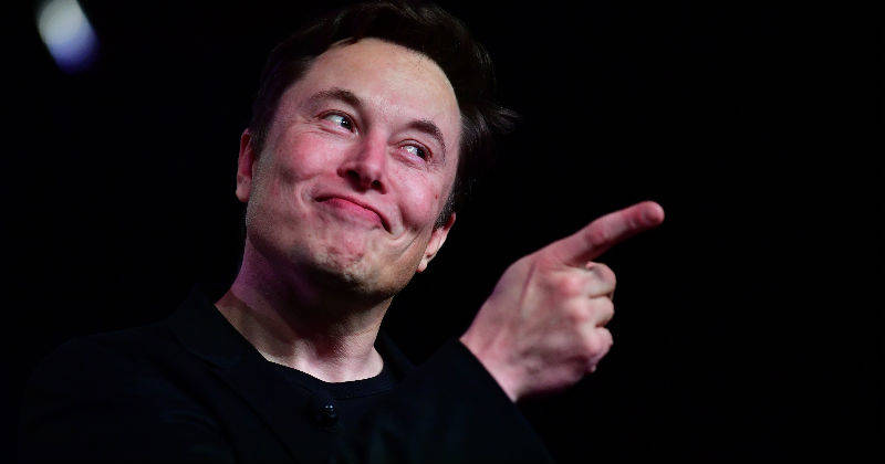 Elon Musk, CEO de Tesla Motors, elimina todas las reuniones que sea posible. 