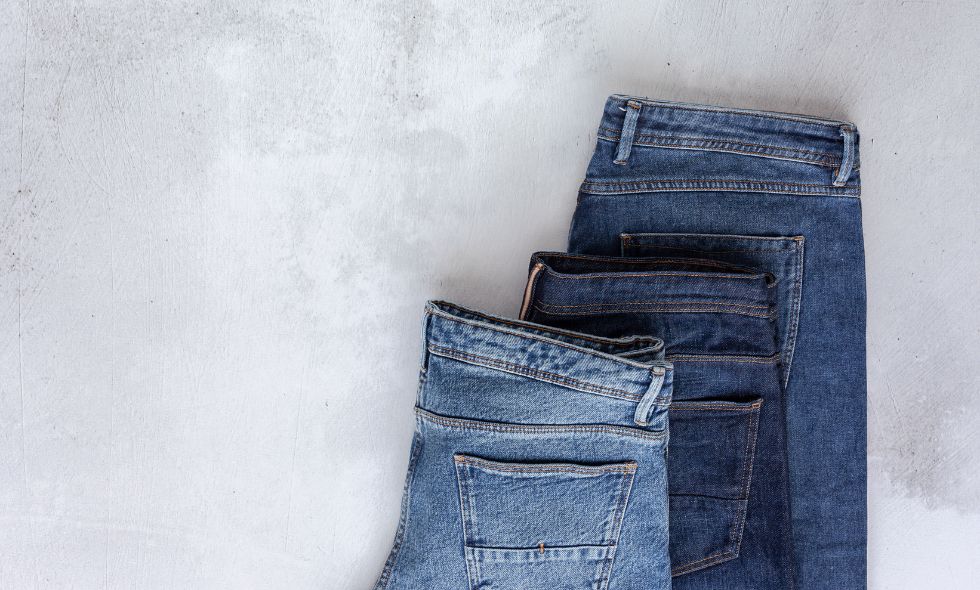 Cómo lavar los pantalones vaqueros o jeans (trucos que evitan el desgaste)