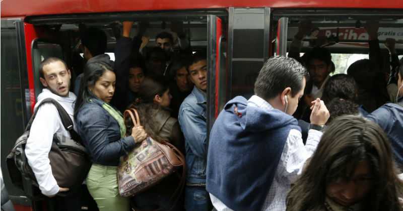El 60 % de los robos en Transmilenio es por cosquilleo