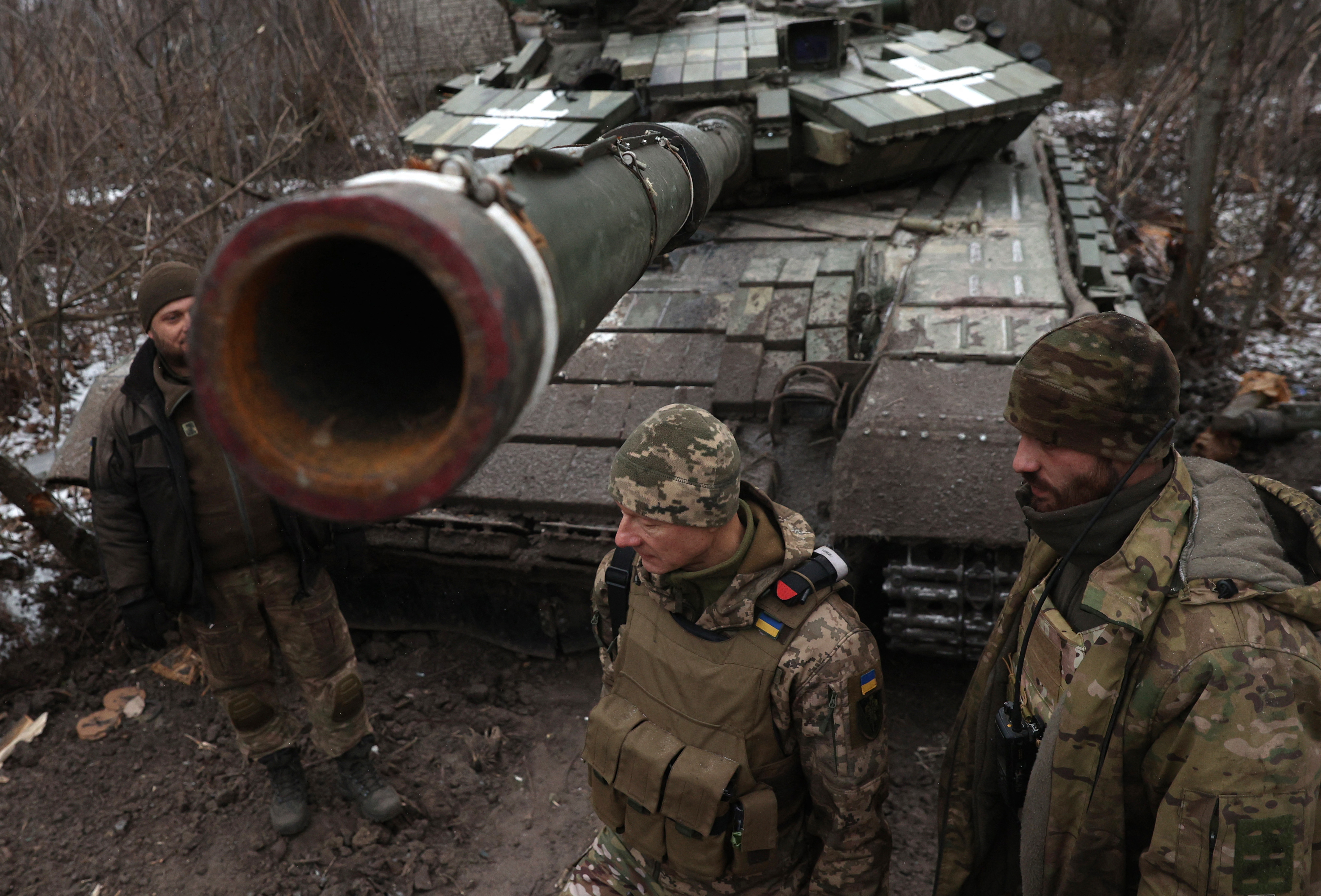 Militantes apoyados por Rusia envían más tanques a las posiciones de primera  línea del ejército ucraniano