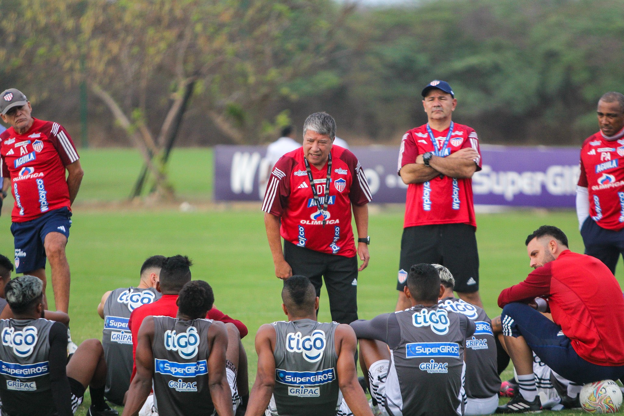 'Bolillo' Gómez llegó a poner orden en Junior