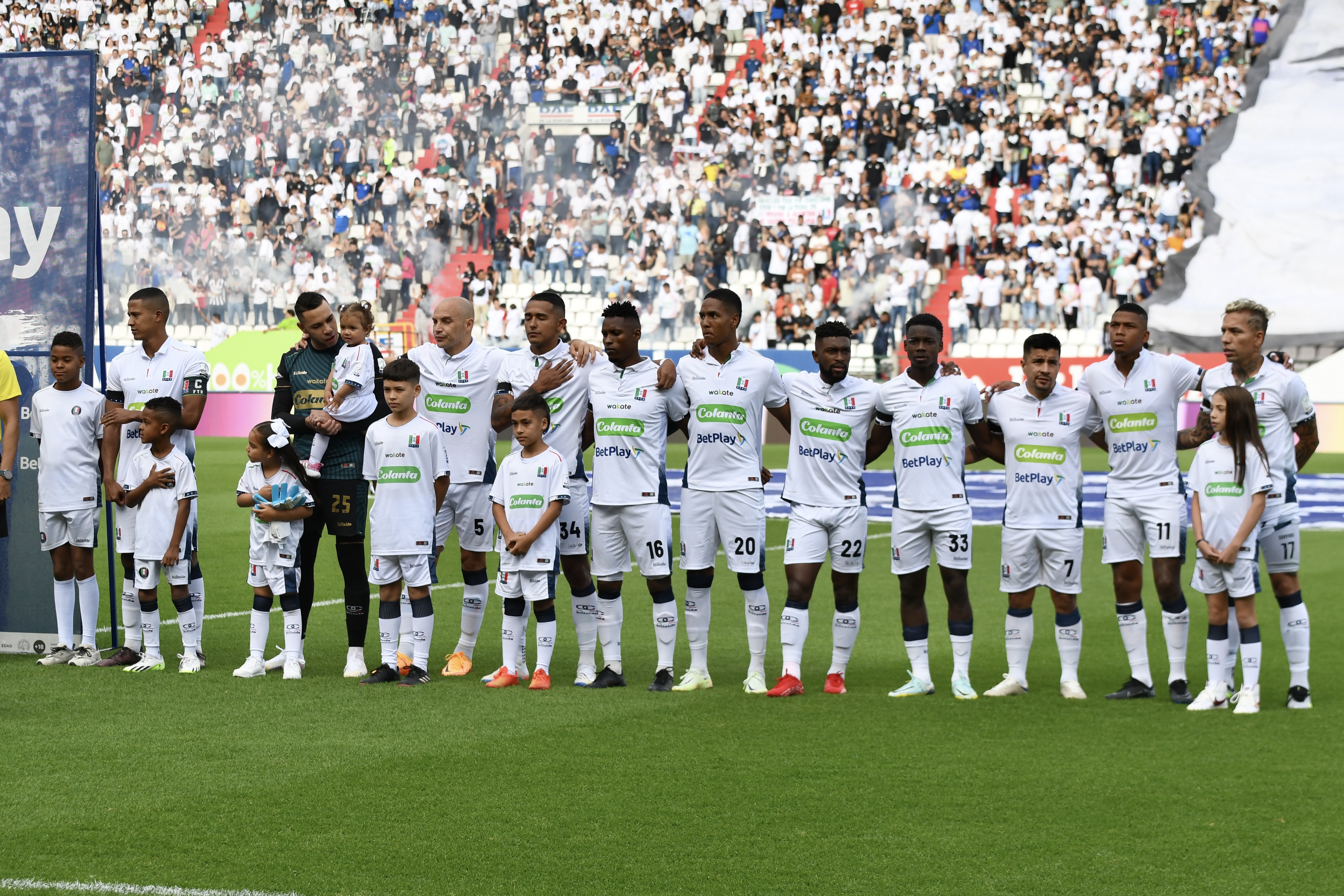 MANIZALES, octubre 01 de 2023. En el estadio Palogrande, el Once Caldas de Manizales se enfrenta al Deportivo Independiente Medellín, en un juego por la fecha 15 de la Liga Betplay 2. (Colprensa - Daniel Ocampo)
