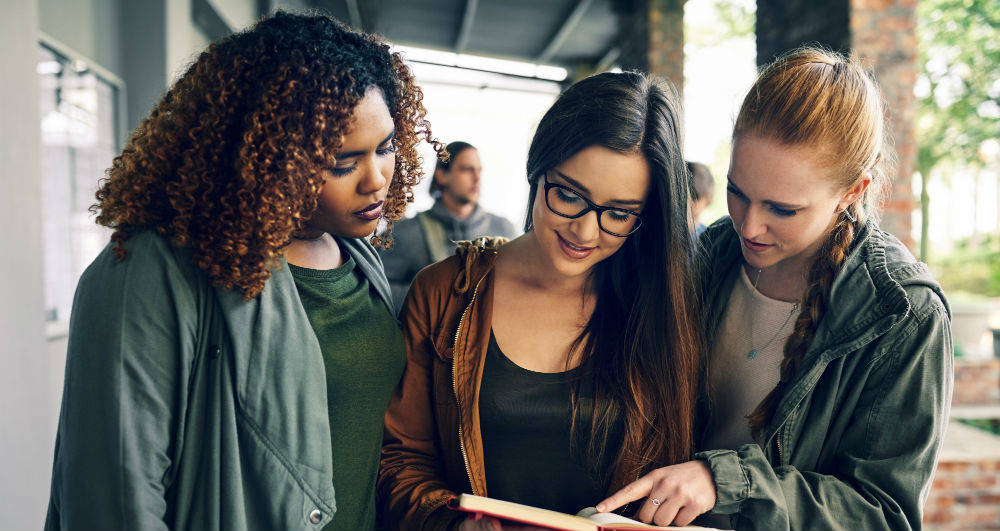 El año pasado, las principales universidades femeninas estadounidenses se sorprendieron por el inusual crecimiento de las inscripciones.