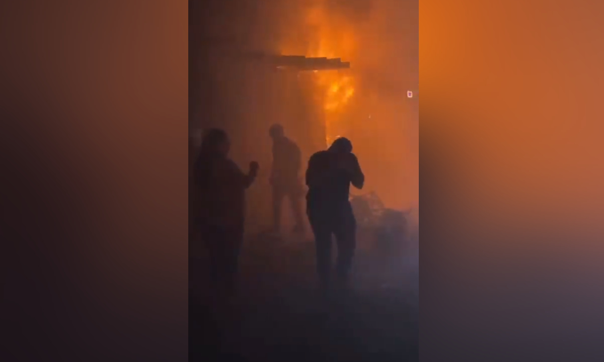 Las primeras hipótesis sobre el mortal incendio señalan que un cliente borracho fue el responsable de prender fuego al lugar.