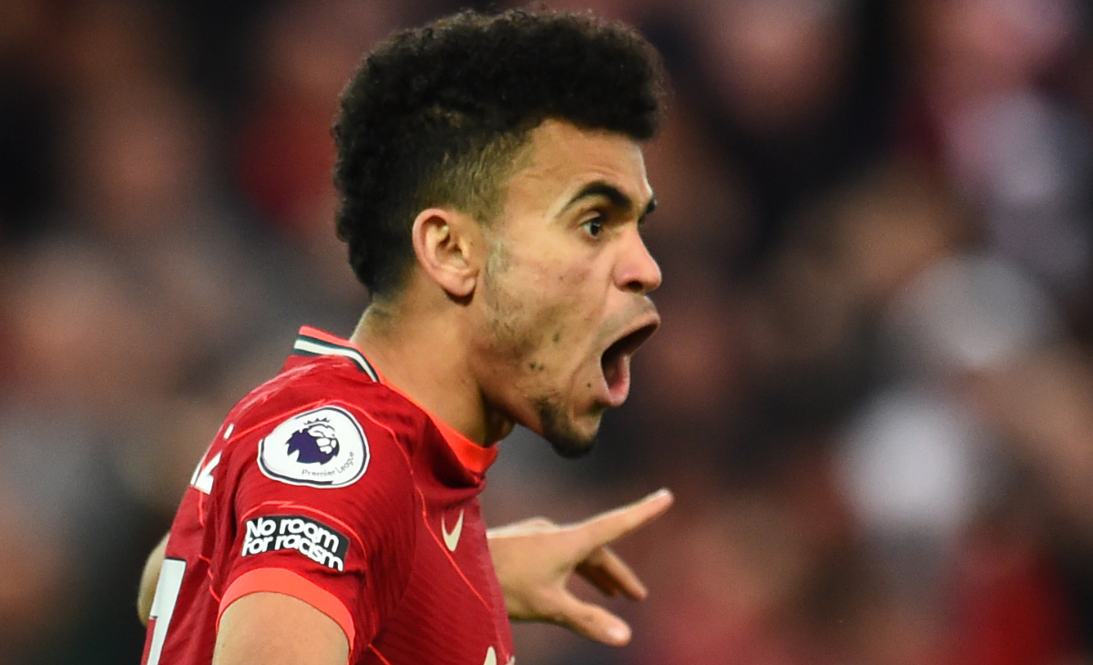 El colombiano anotó su tercer gol en la Premier League.