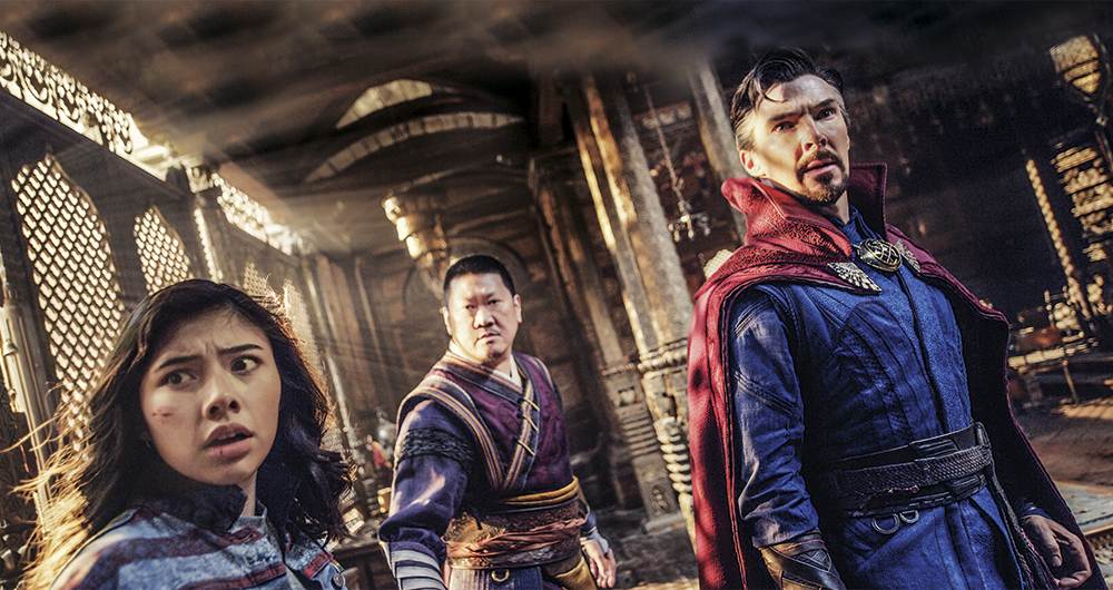 Doctor Strange (2016) fue memorable, pero convencional. En esta continuación, el personaje  de Benedict Cumberbatch y la trama rompen con mucho de lo que se espera de una cinta de Marvel, y se le agradece. 