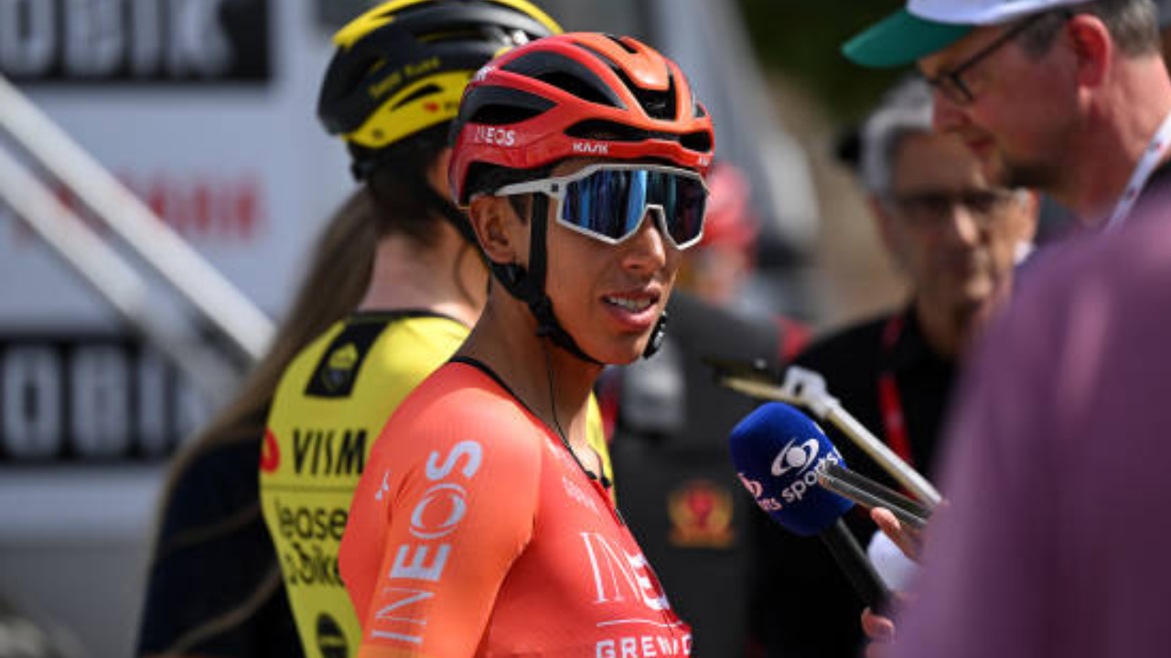 Egan Bernal se subió al podio de la Vuelta a Cataluña 2024