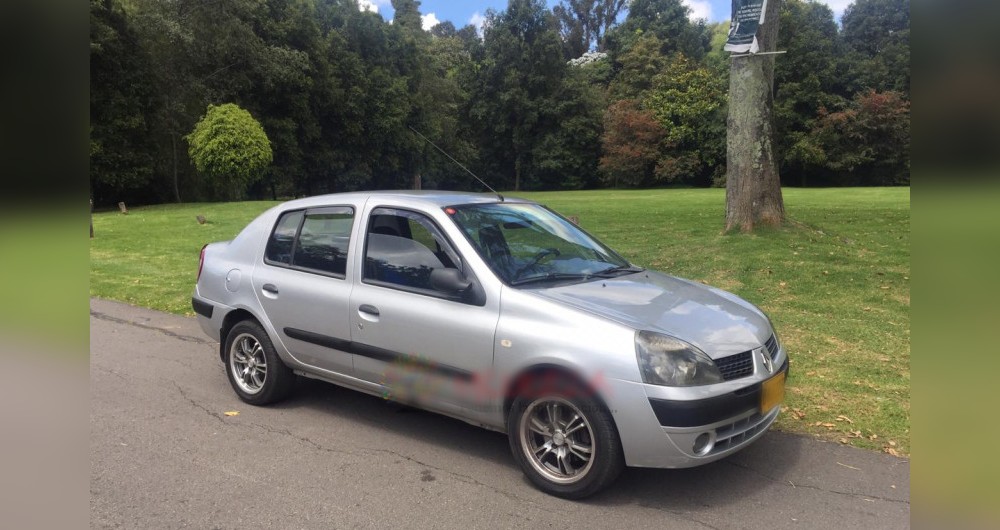 Vehículo abandonado en Chapinero e  involucrado en los homicidios.