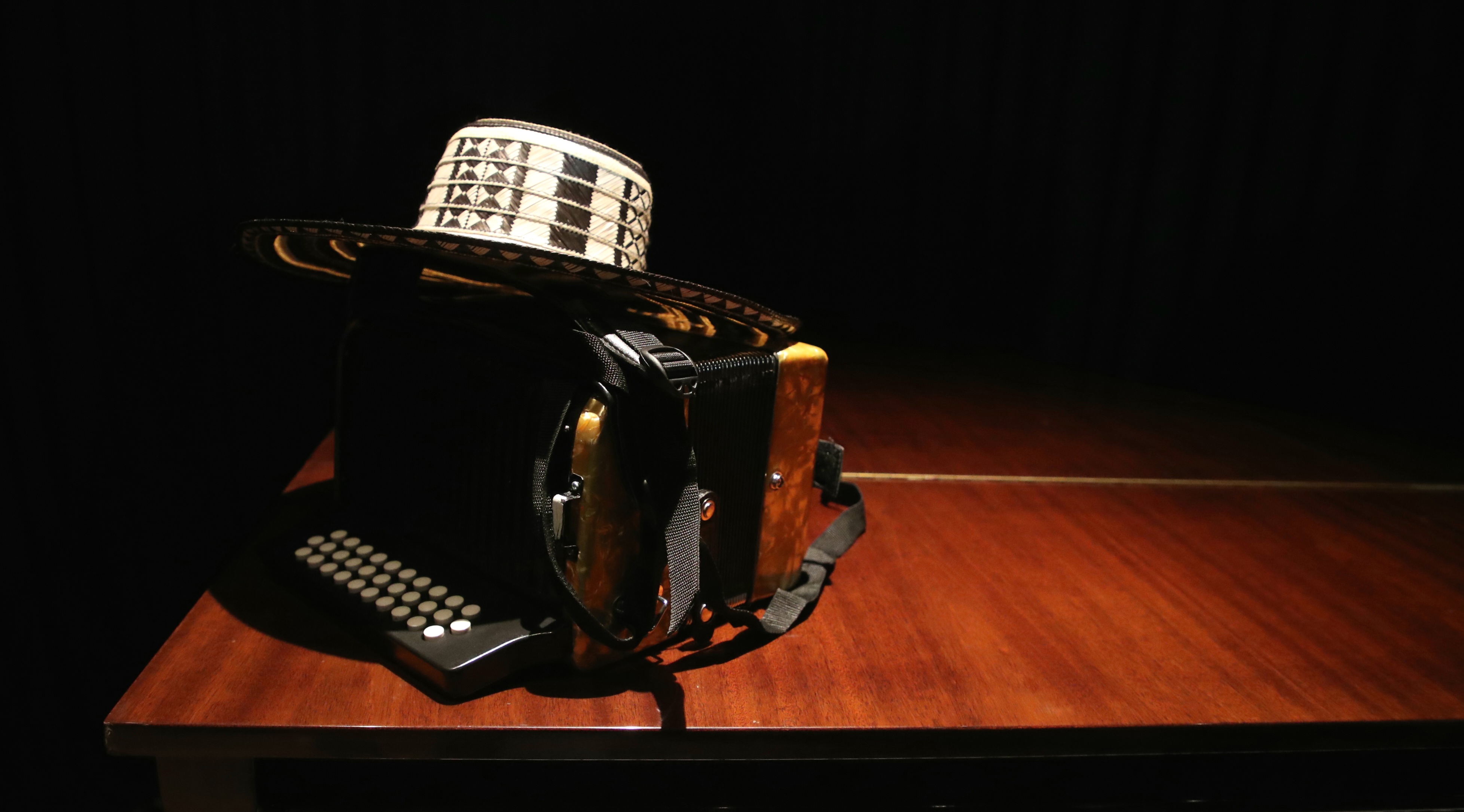 Sombrero y acordeón de Egidio Cuadrado