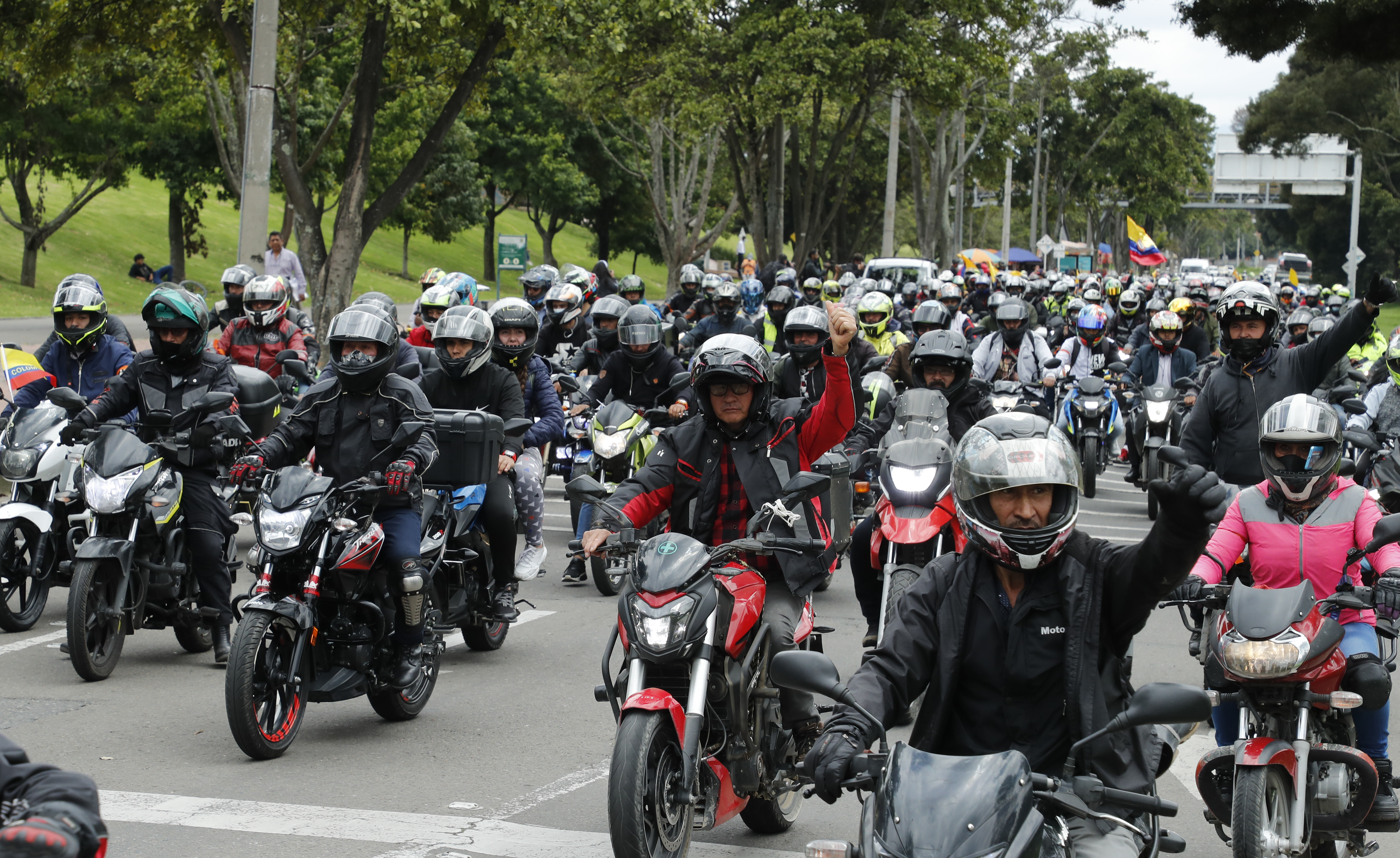 Manifestación de motociclistas en contra de la prohibición del parrillero en moto en Bogotá