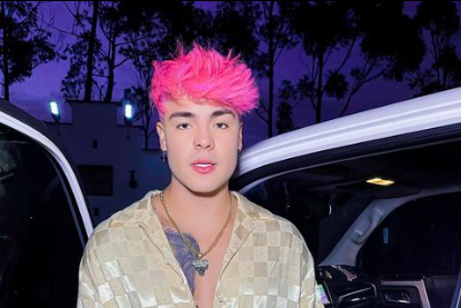 El creador de contenido compartió un sentido mensaje, mientras muestra el sepulcro de su mascota.