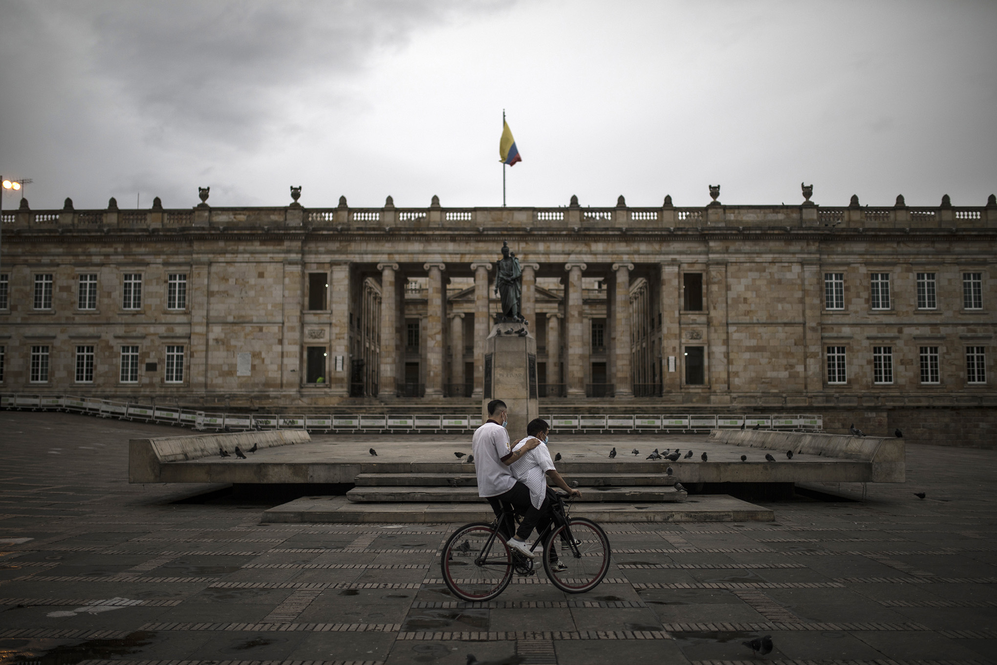 Toque De Queda En Bogota En Abril Multas Que Debera Pagar Si Incumple Las Medidas Decretadas