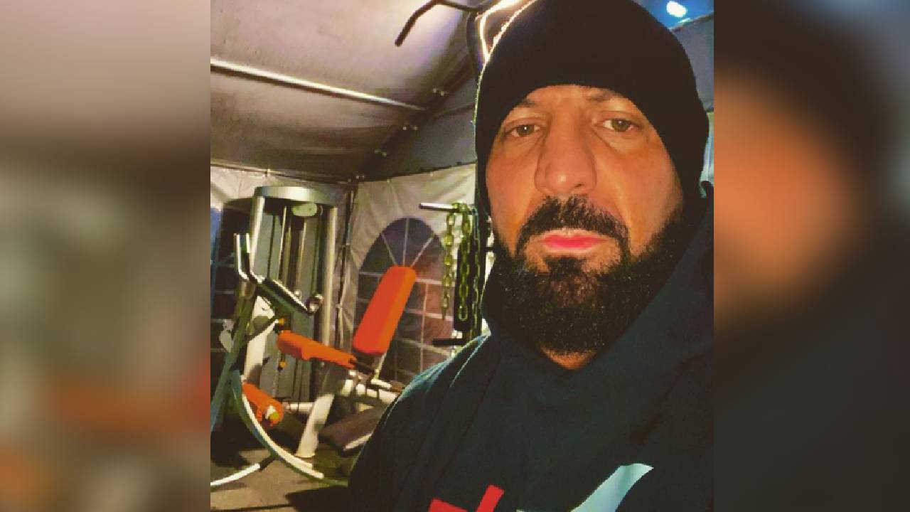 El luchador Frédéric Sinistra calificaba a la covid-19 como "un pequeño virus". Foto: Instagram @fred_sinistra.