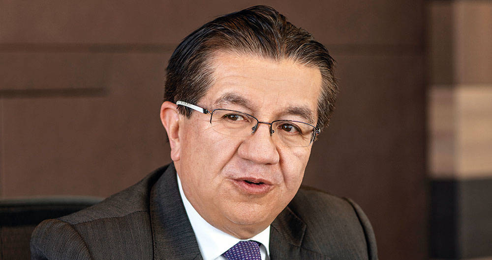 Fernando Ruiz  Ministro de Salud