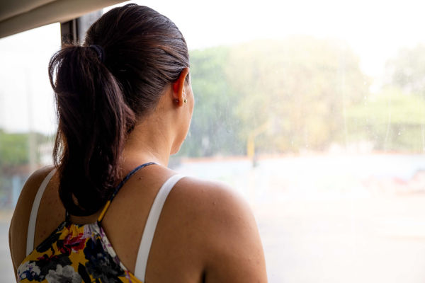 Una migrante venezolana recibió una oferta laboral engañosa y resultó siendo víctima de trata.