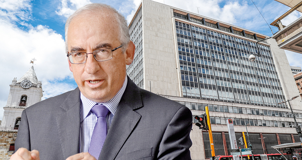 Pese a que la inflación supera la meta, el déficit de cuenta corriente se acerca a 5 por ciento del PIB y el país crece más de lo previsto, el Emisor decidió subir sus tasas de 1,75 a 2 por ciento.