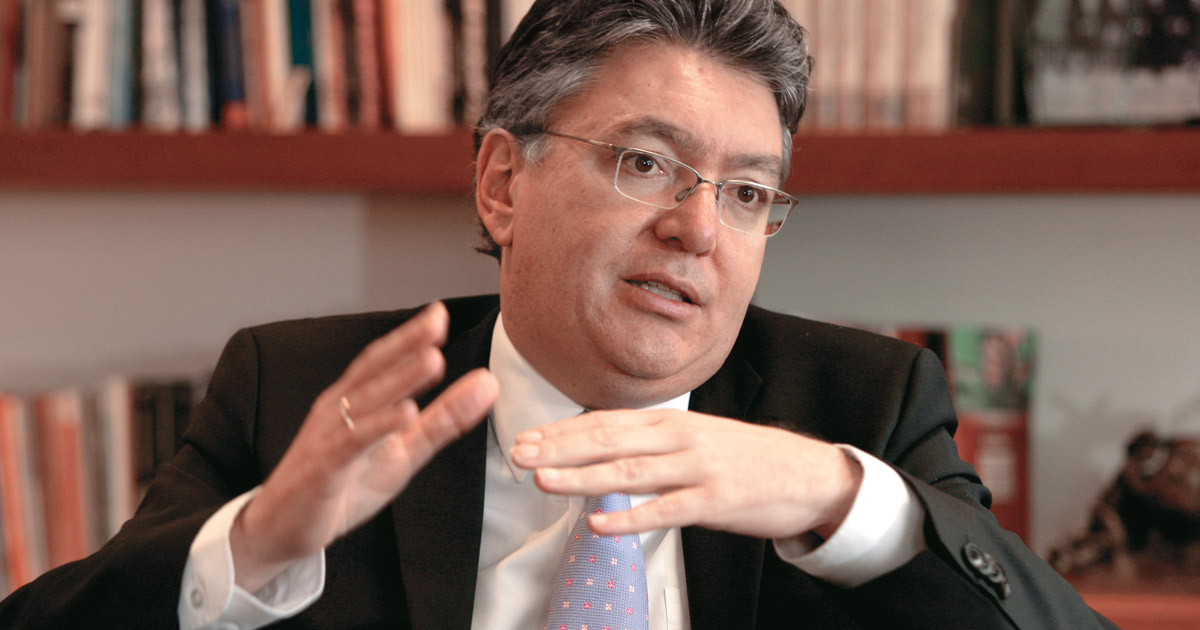 Mauricio Cárdenas Ministro de Hacienda.
No es claro aún si el Gobierno le pondrá el acelerador a la subasta o esperará hasta que se defina quién será el presidente.