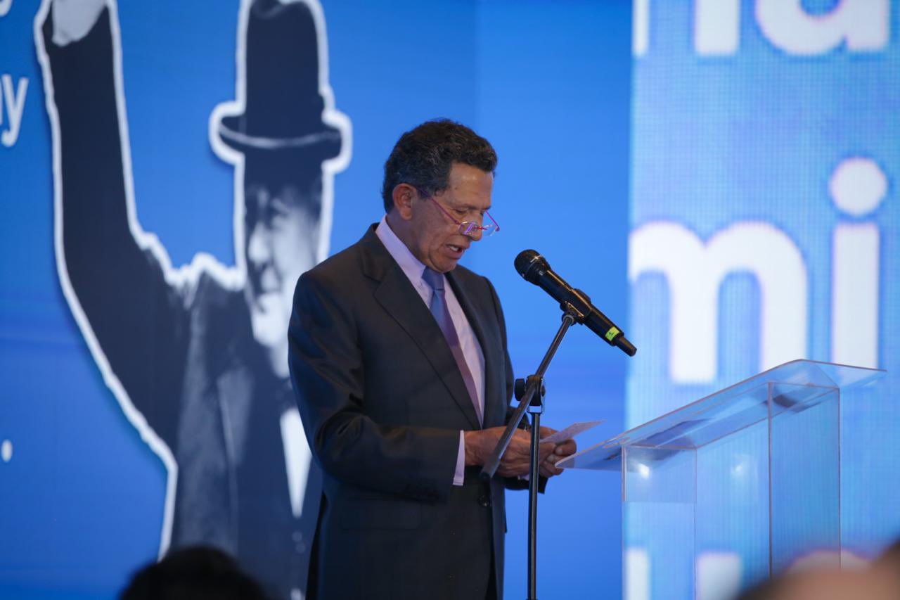 Eduardo Pacheco durante la celebración de los diez años de Probogotá.