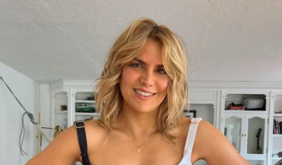 Cantante y compositora colombiana, hace meses tuvo dos hijas gemelas.