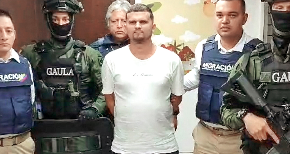    Pese a estar tras las rejas, el imperio de Satanás sigue vigente y él lo impone a sangre y fuego. Su organización criminal echó raíces en El Amparo, localidad de Kennedy, donde tenían el cuartel denominado Torcoroma.