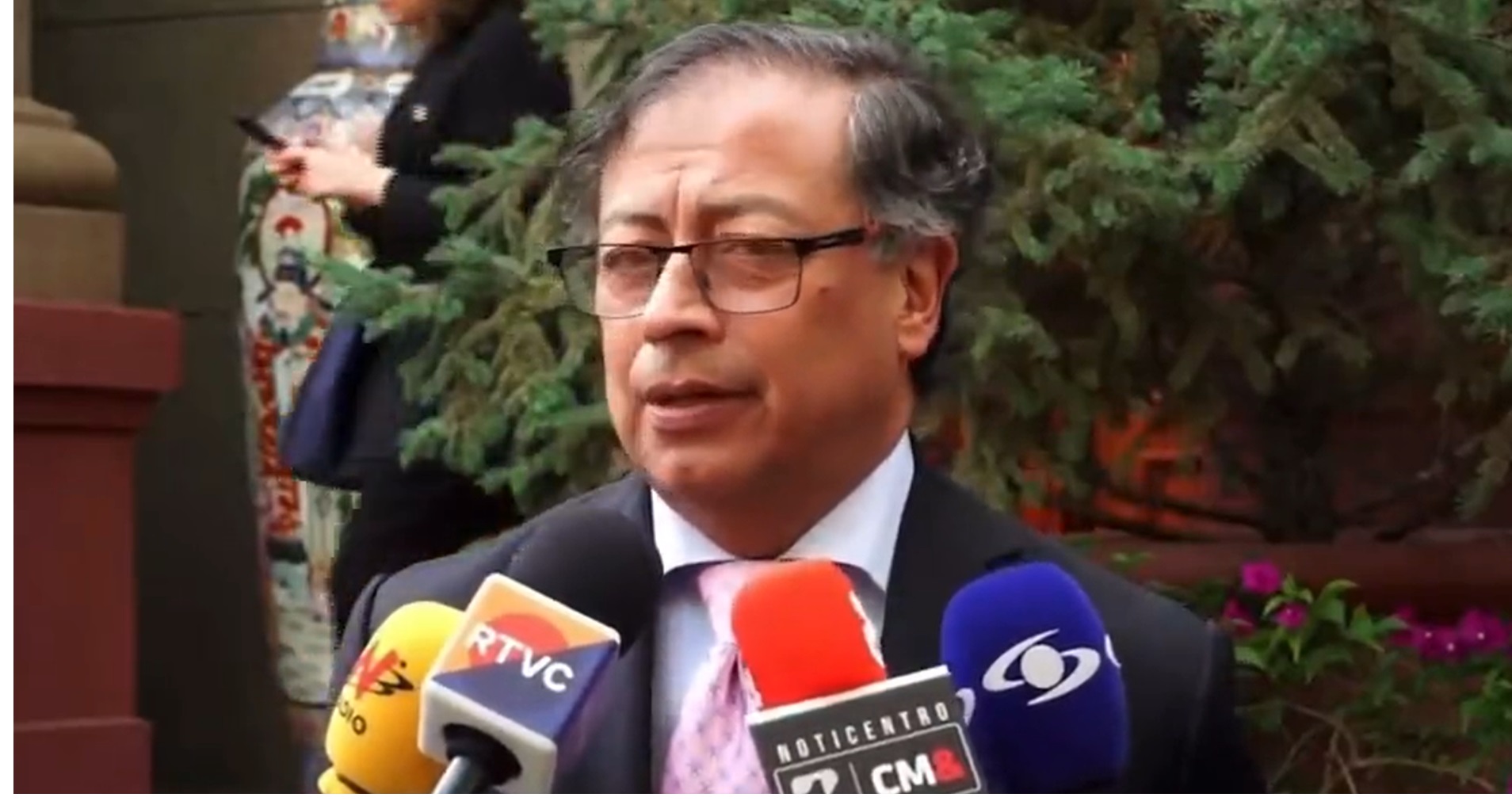 El mandatario en su visita a China propuso una conexión que permita solventar los problemas actuales del Canal de Panamá. Foto X: @infopresidencia