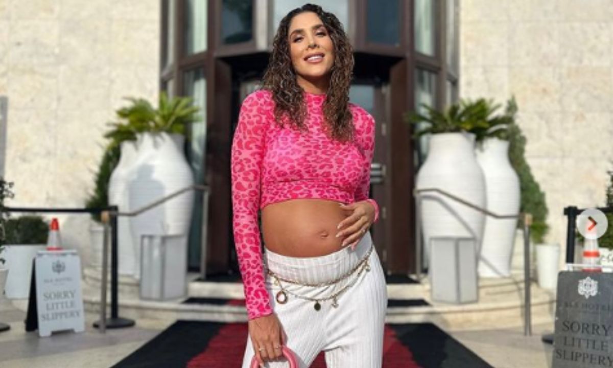 Daniela Ospina muestra su embarazo y sus estrías.