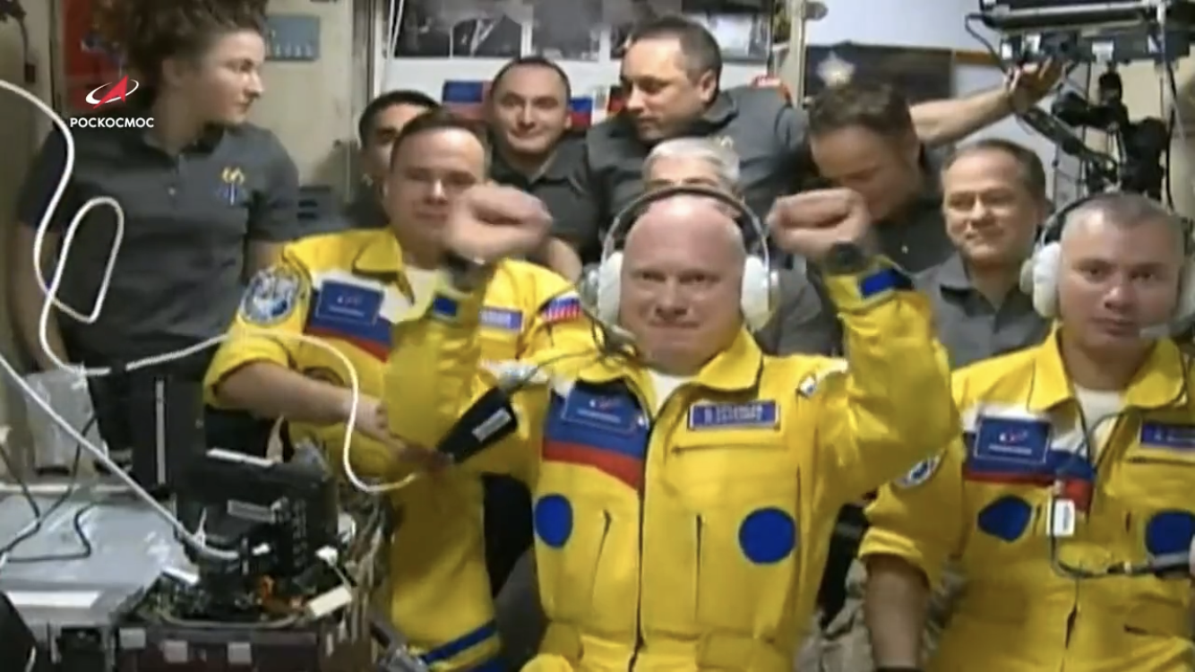 Los tres cosmonautas rusos despegaron el viernes en un cohete Soyuz rumbo a la Estación Espacial Internacional (ISS, por sus siglas en inglés),