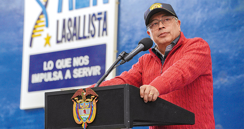    Si el presidente Gustavo Petro cumple con su promesa de radicar la reforma a la salud pronto y con mensaje de urgencia, congestionaría la agenda.