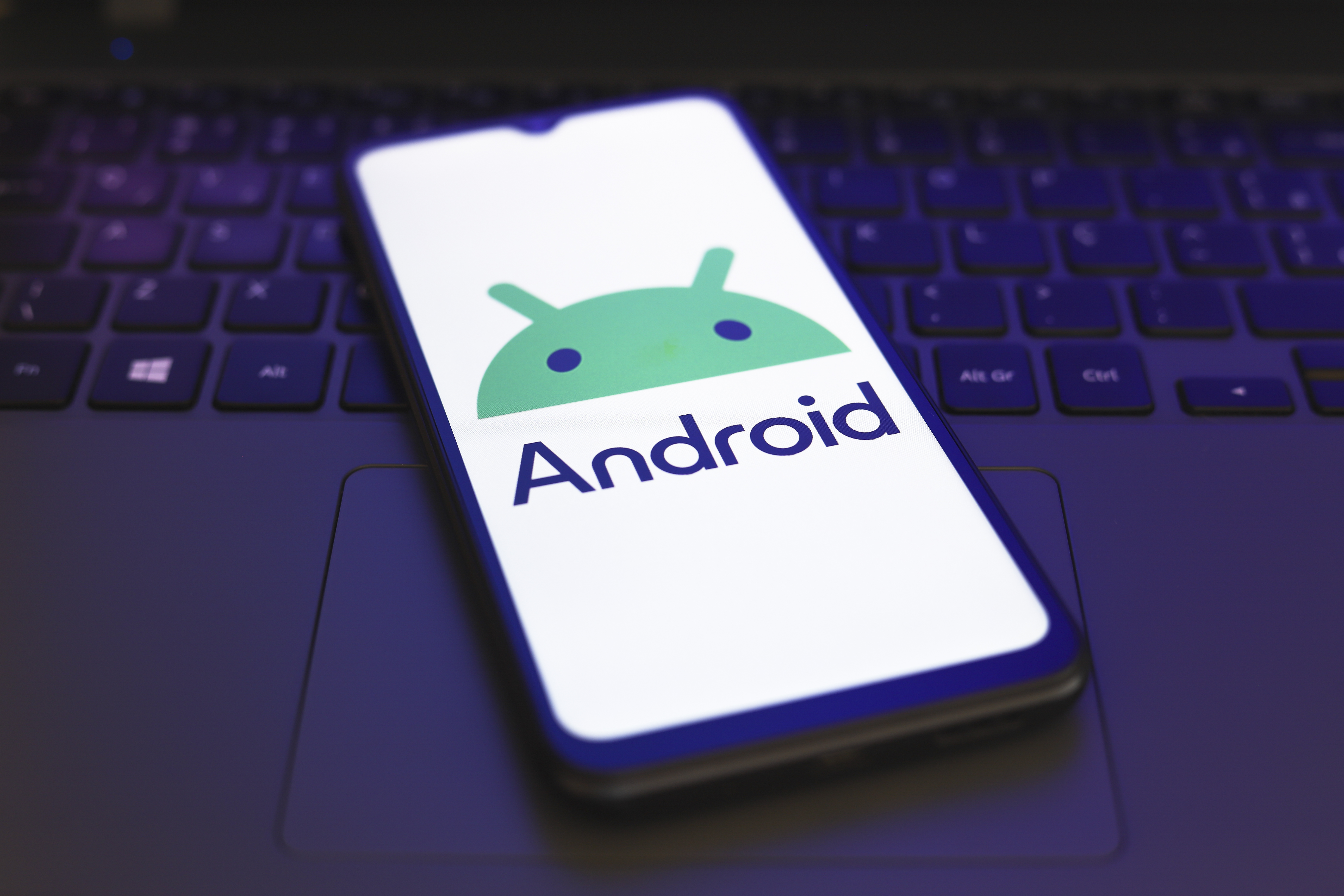 Últimas actualizaciones para dispositivos Android y Pixel, con énfasis en IA.