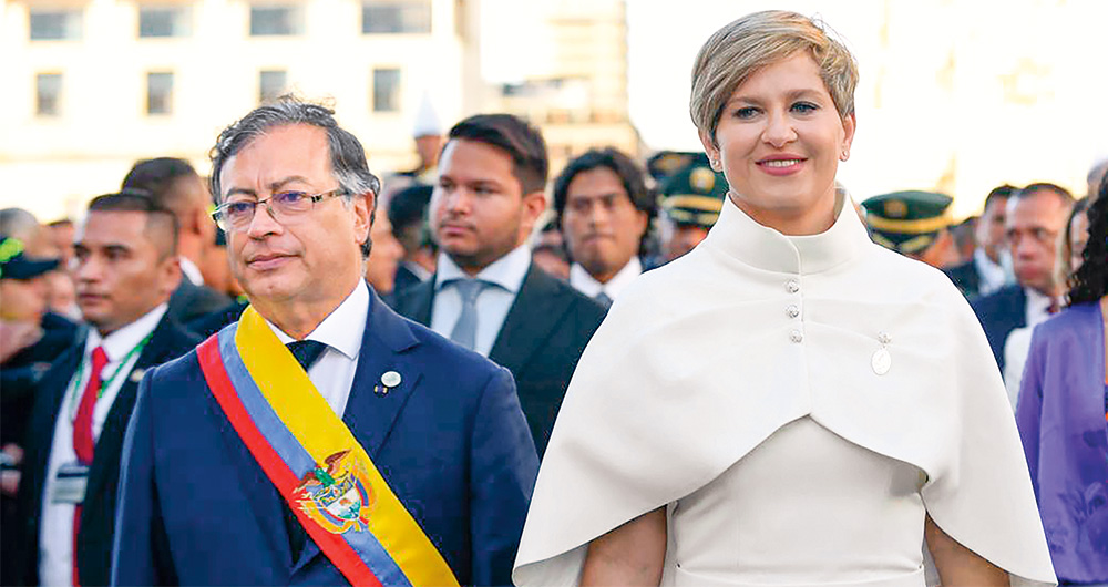 Verónica Alcocer es la esposa del presidente Gustavo Petro. Ese parentesco es el que la inhabilita para ser nombrada como representante del Estado.