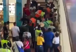 Hubo descontrol y peleas dentro del aeropuerto de San Andrés