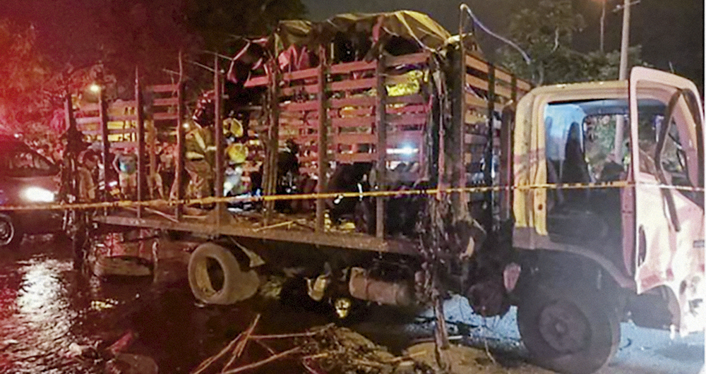   Atentado cometido por el ELN contra miembros del Esmad, en la ciudad de Cali, el 7 de enero de este año. Trece uniformados resultaron heridos.