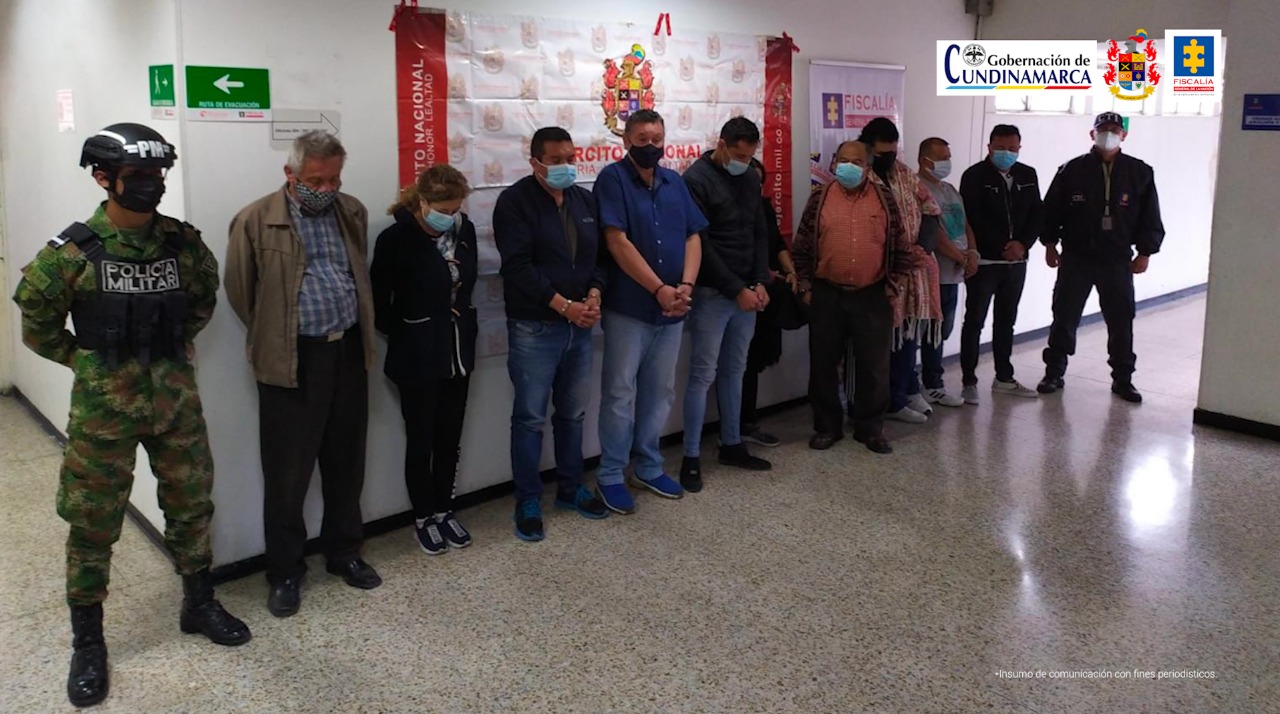 Red dedicada a comercializar licor adulterado