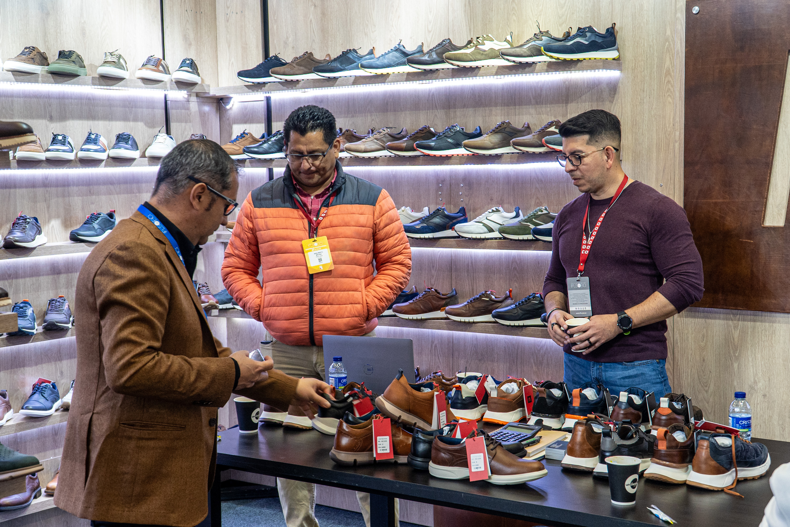 Zapatero del Valle – Encuentra todo lo relacionado con zapatos en el valle  del cauca
