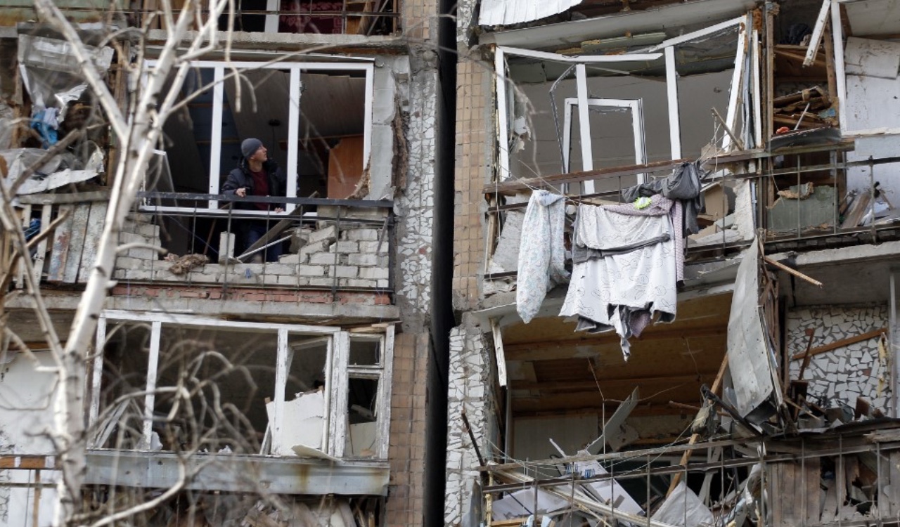 Los bombardeos dejan en ruinas las infraestructuras de Ucrania