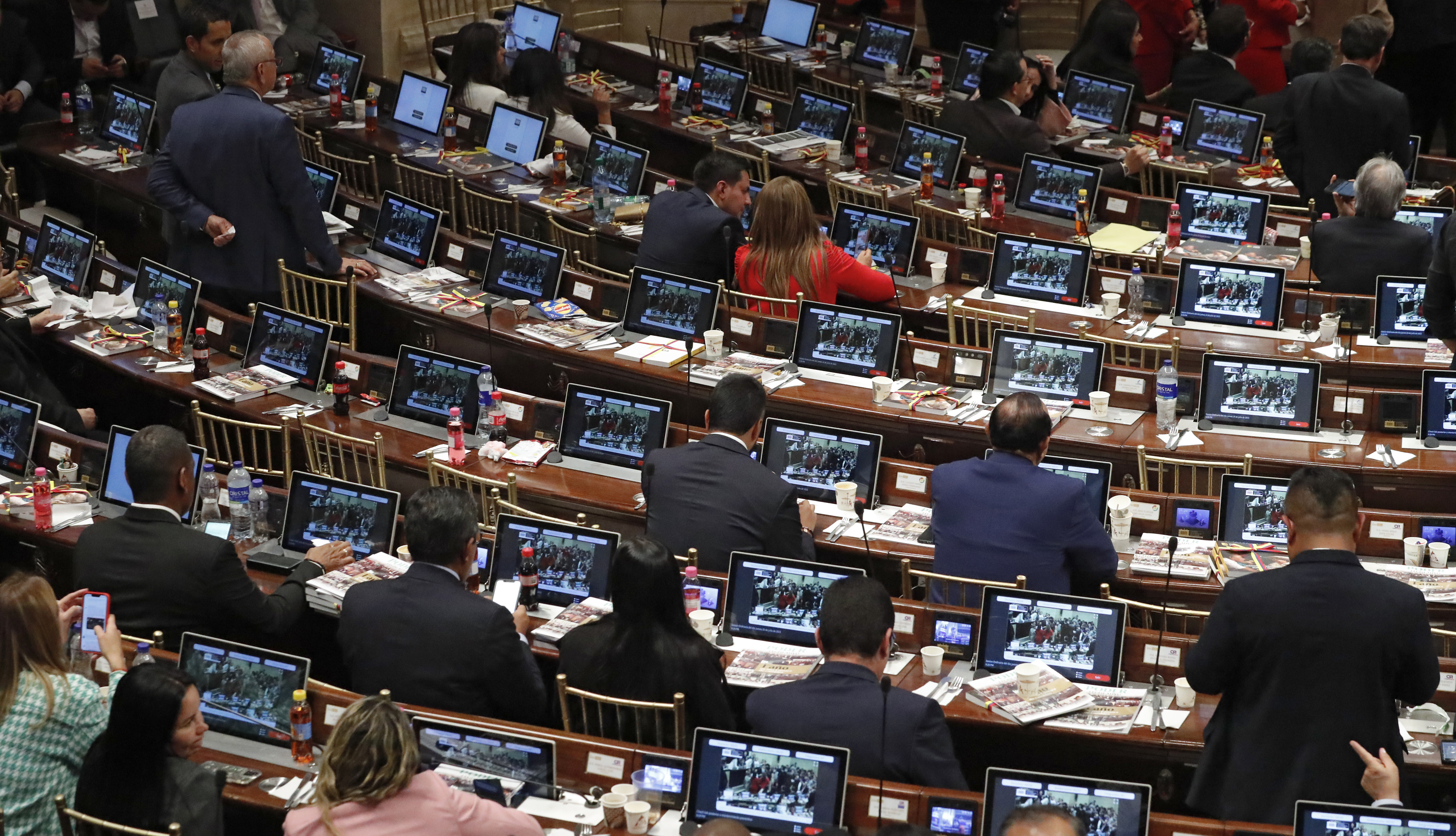 Cámara de Representantes  segundo año legislativo del Congreso de la República.