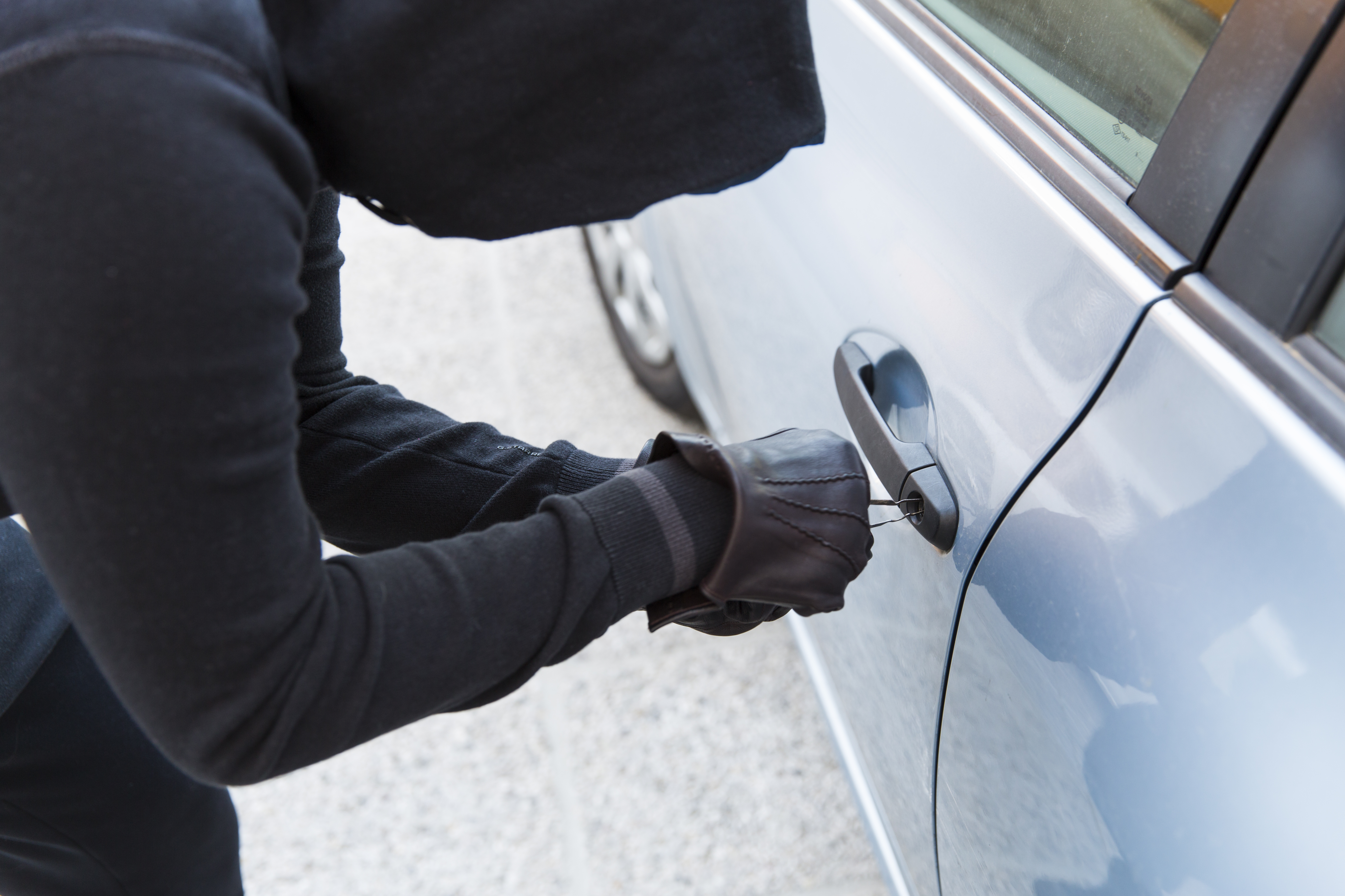 Es importante estacionar el vehículo en lugares bien iluminados y transitados.