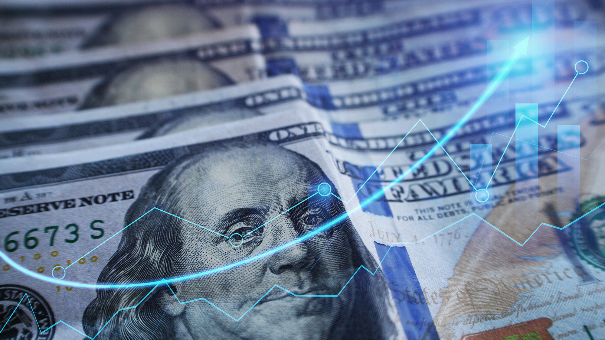 Negocios y finanzas con billetes de cien dólares con gráfico de flecha de mercado alcista de alta calidad