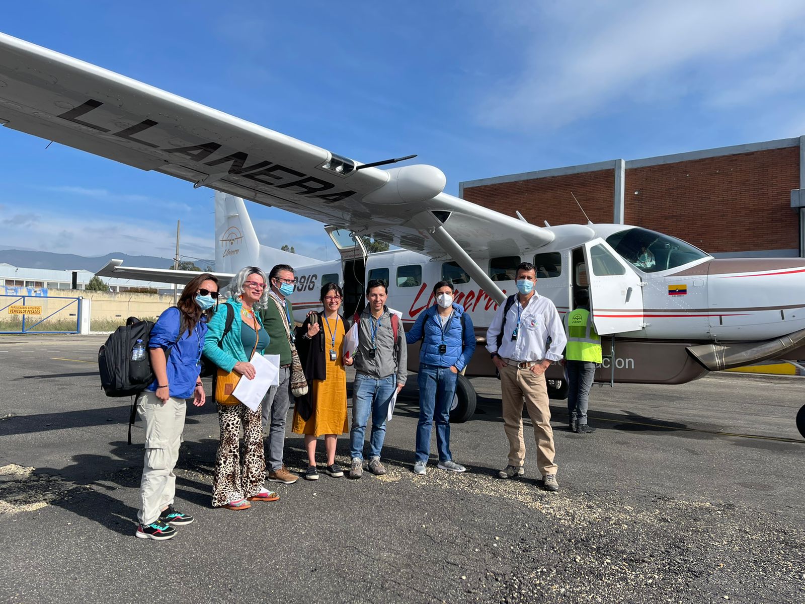 El viaje de Alejandro Gaviria por el Amazonas. Lo acompaña Brigitte Baptiste.