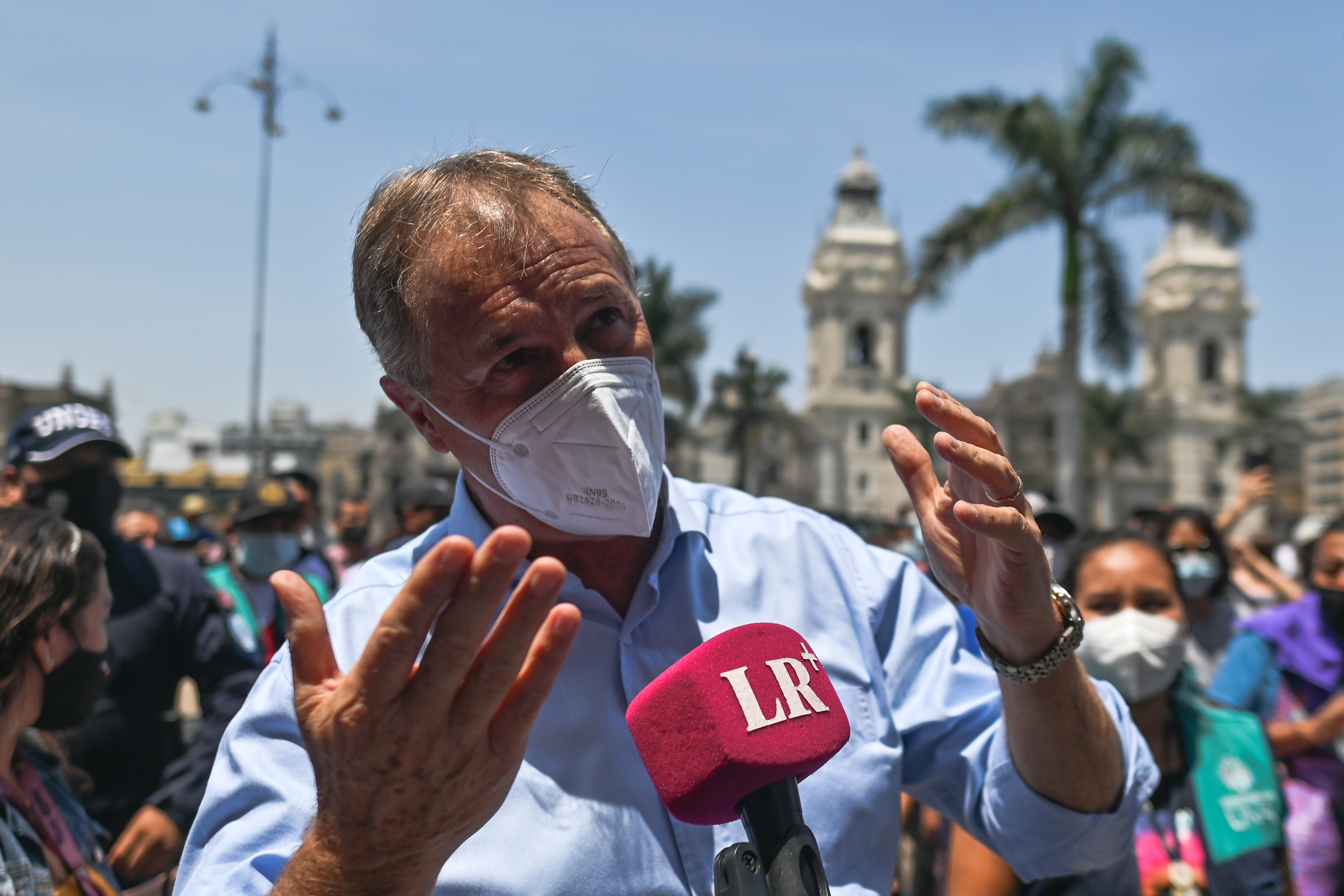 Jorge Muñoz no sobrevivió a un proceso de vacancia de mandato adelantado en su contra desde el 2021  (Photo by Artur Widak/NurPhoto via Getty Images)