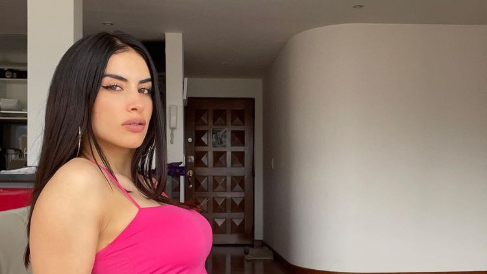 Con foto en «baby doll» transparente, Jessica Cediel dice que “la cena está  servida”