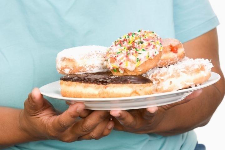 Dulces, bollos, bollería, obesidad
postres azúcar diabetes calorías donas chocolate gordo gordura semana
