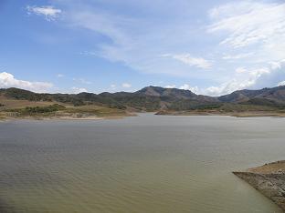 El embalse Guacas, ubicado en el municipio de Bolívar, al norte del Valle del Cauca, alcanzó su nivel máximo, de acuerdo con la Corporación Autónoma Regional del Valle del Cauca, CVC.