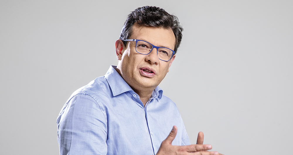 Aunque es un petrista ‘purasangre’, Hollman Morris inscribió su nombre al Congreso por Fuerza Ciudadana.