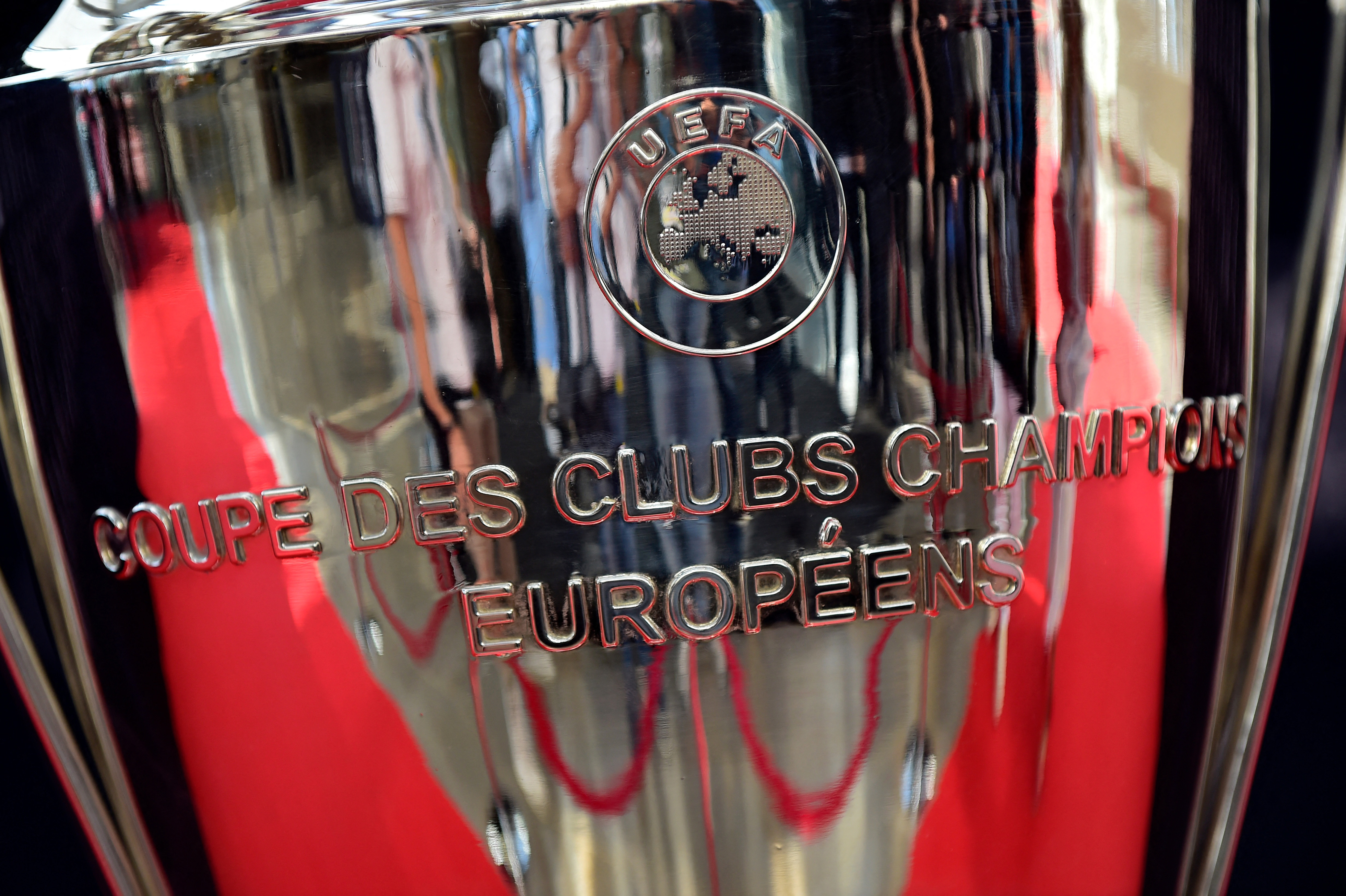 El trofeo de la Champions League también hizo presencia en Mónaco.