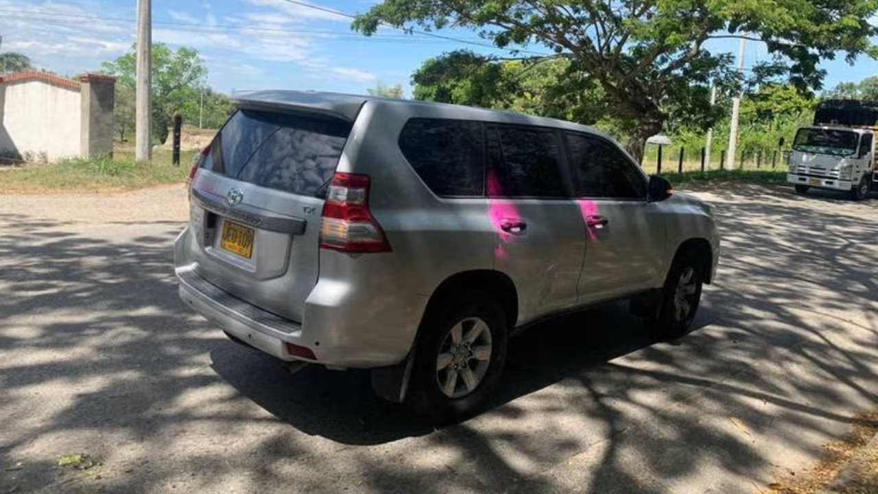 Otro escándalo por mal uso de camionetas de la UNP: protegido la habría alquilado para mover $700 millones en efectivo