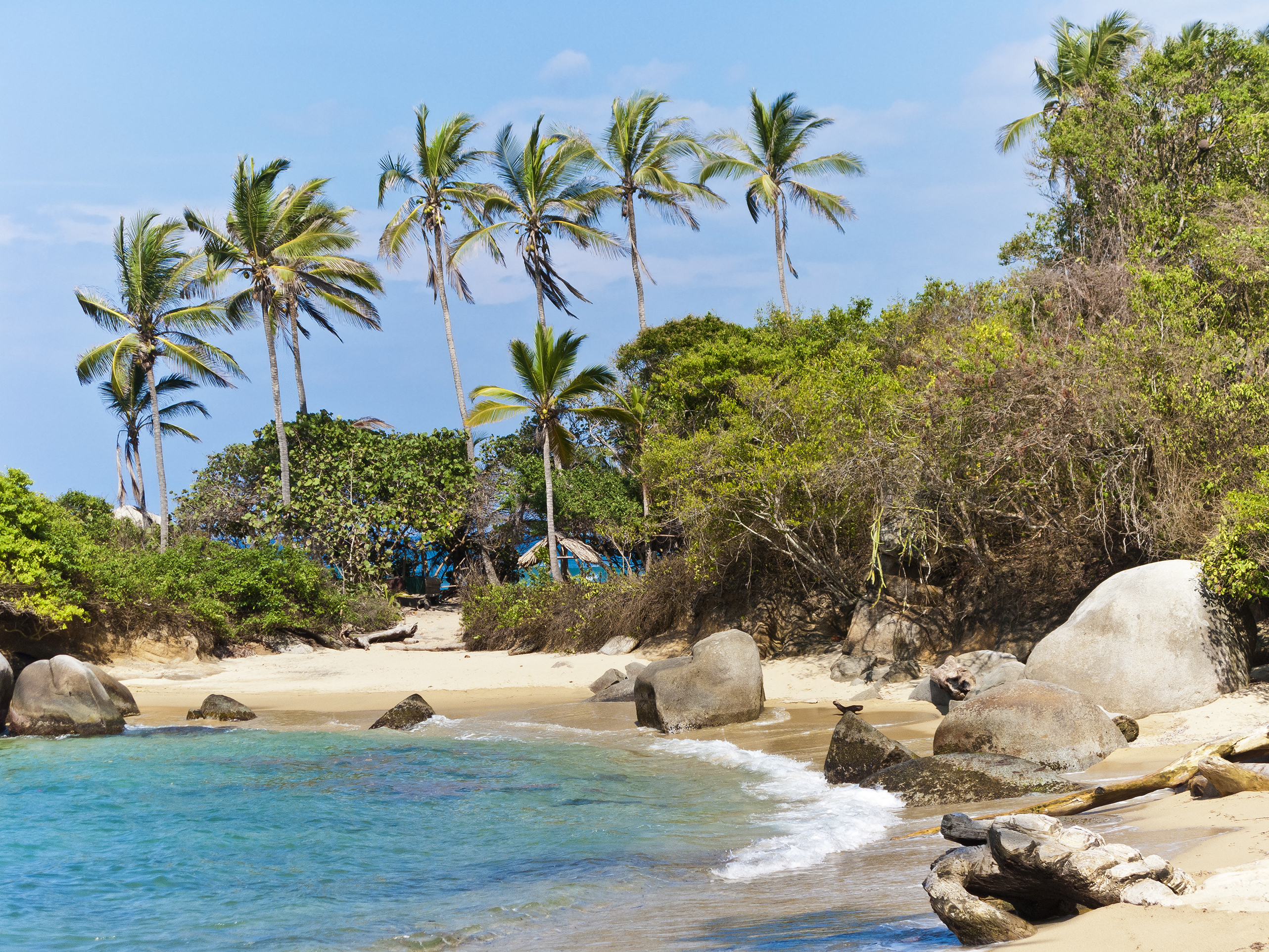 Conozca la única playa nudista que existe en Colombia