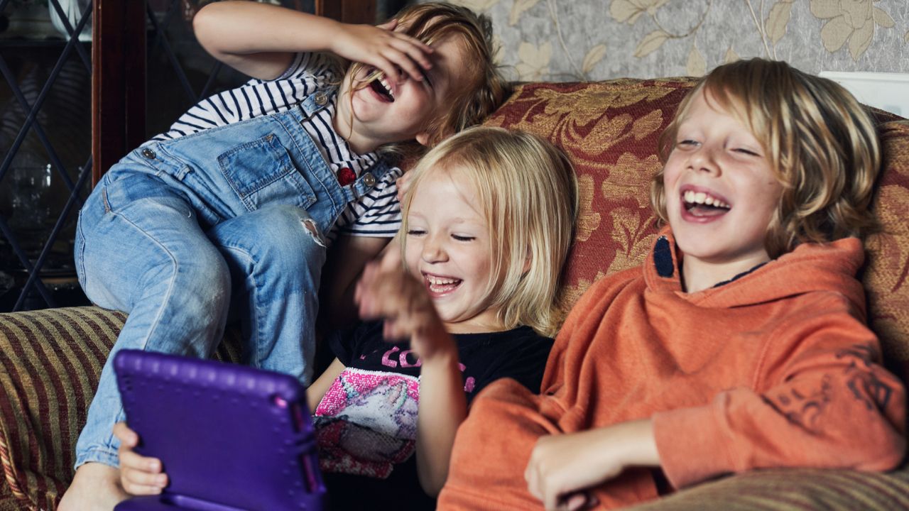 Cómo pueden aprovechar de manera positiva la tecnología los niños, según ChatGPT